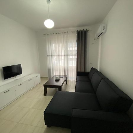 Vlora'S Apartment Exterior photo